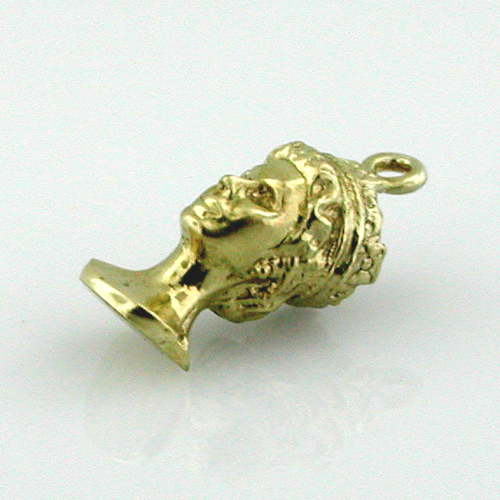 Bust of Queen 3D Vintage 14K Gold Charm