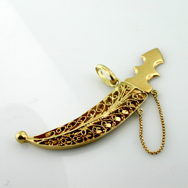 18K Gold Movable Dagger Filigree Sheath Vintage Charm Pendant