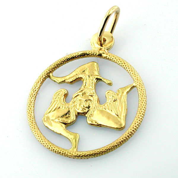 Trinacria Sicily Symbol 18K Gold Vintage Charm Pendant