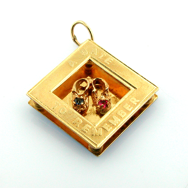 14K Gold A Date To Remember Vintage Charm Pendant