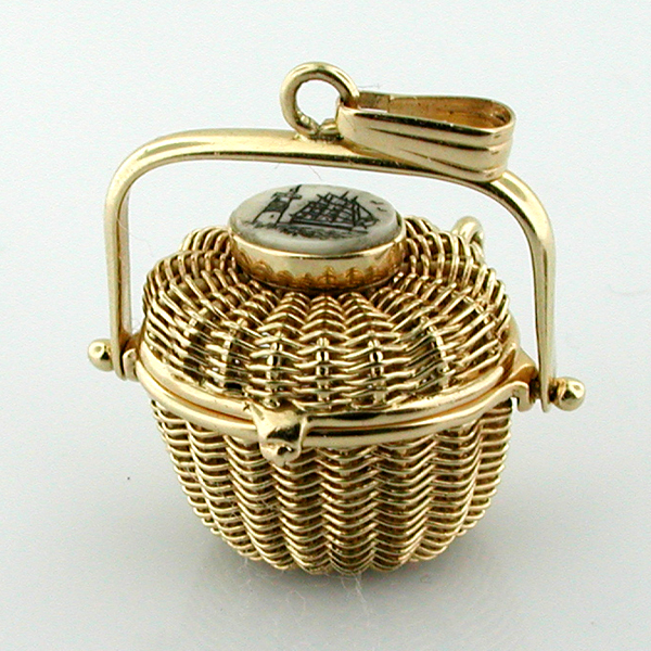14k Gold Vintage American Scrimshaw Nantucket Basket Charm Pendant 